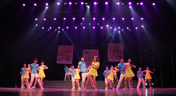 快直播体育
“致﹒食光”送2013届毕业生晚会圆满落幕